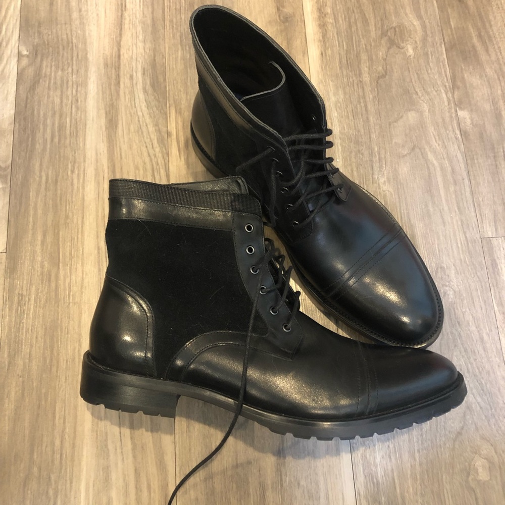 English Laundry Black Leather Boots w/ textured leather side panel